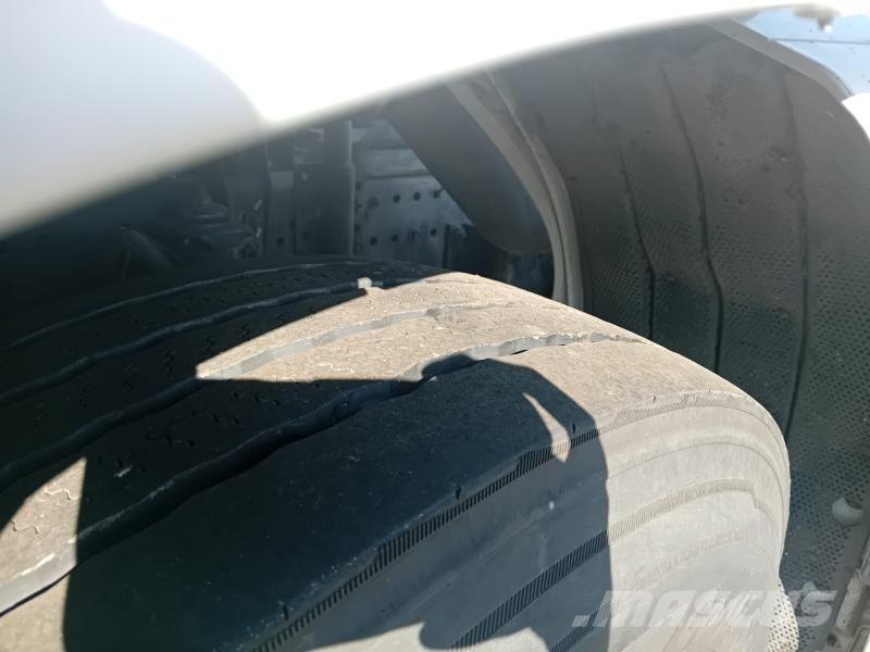 Iveco 330.36 Разглобяеми надстойки