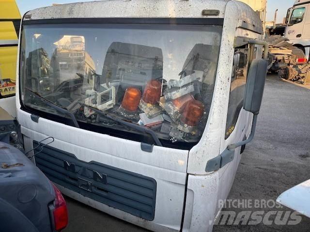 MAN TGA Кабини