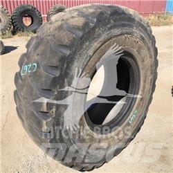 Titan 20.5R25 Гуми