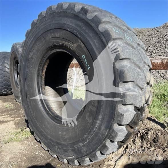 Titan 20.5R25 Гуми