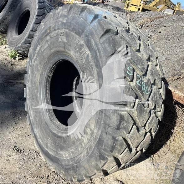 Titan 23.5R25 Гуми