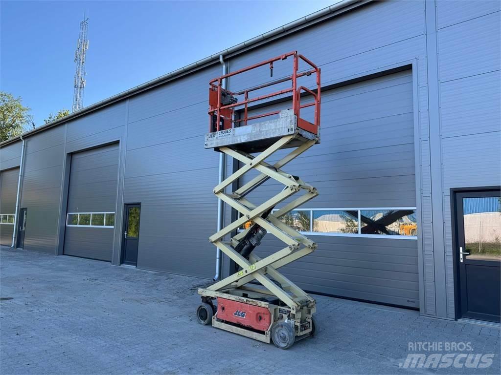 JLG 1930es Други вишки и платформи