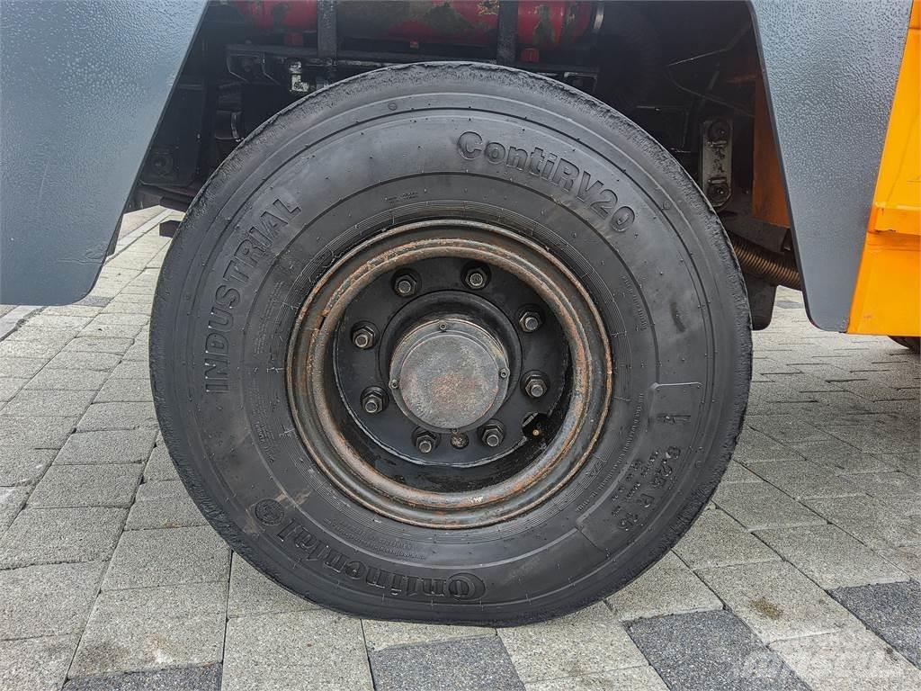  ATA 8500 4x4 Валачещи камиони