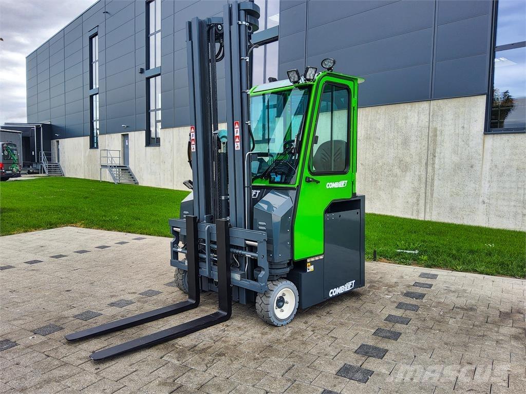 Combilift CBE 3000 Повдигач с движение в 4 посоки