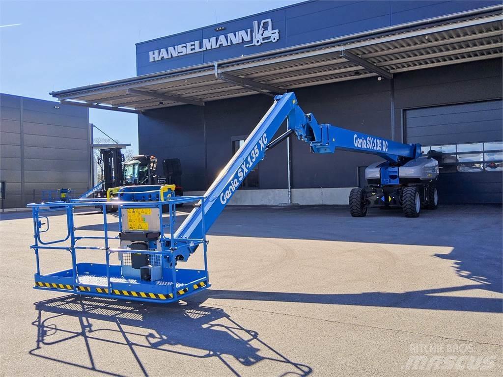 Genie SX-135 XC Телескопични повдигачи
