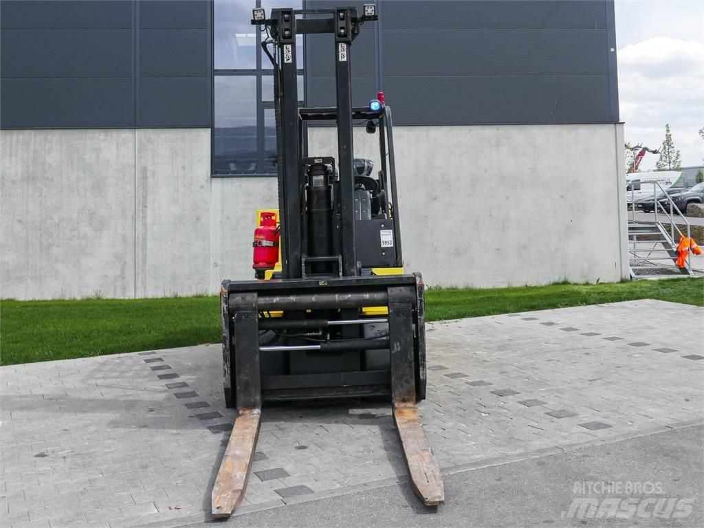 Hoist F 300-30 Камиони с АГУ