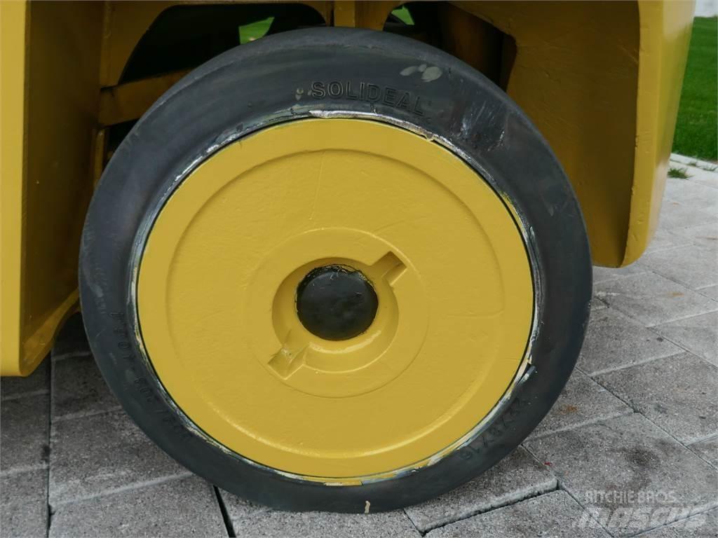 Hyster S 7.00 XL Камиони с АГУ