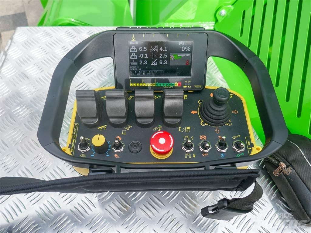 JMG MC 130S Телескопични товарачи