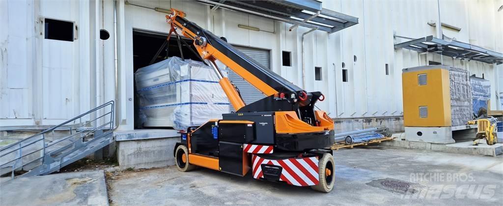 JMG MC 250S Телескопични товарачи