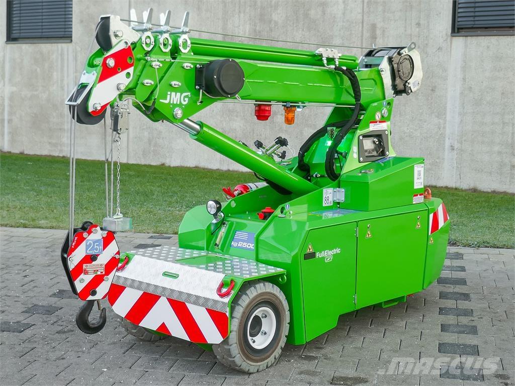 JMG MC 25S Телескопични товарачи