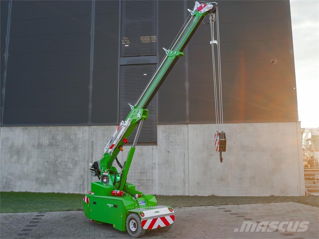 JMG MC 25S Телескопични товарачи