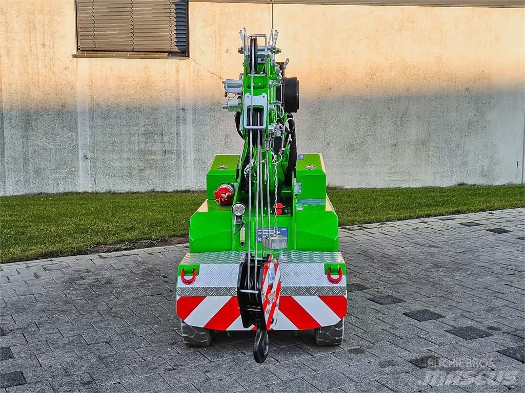 JMG MC 25S Телескопични товарачи