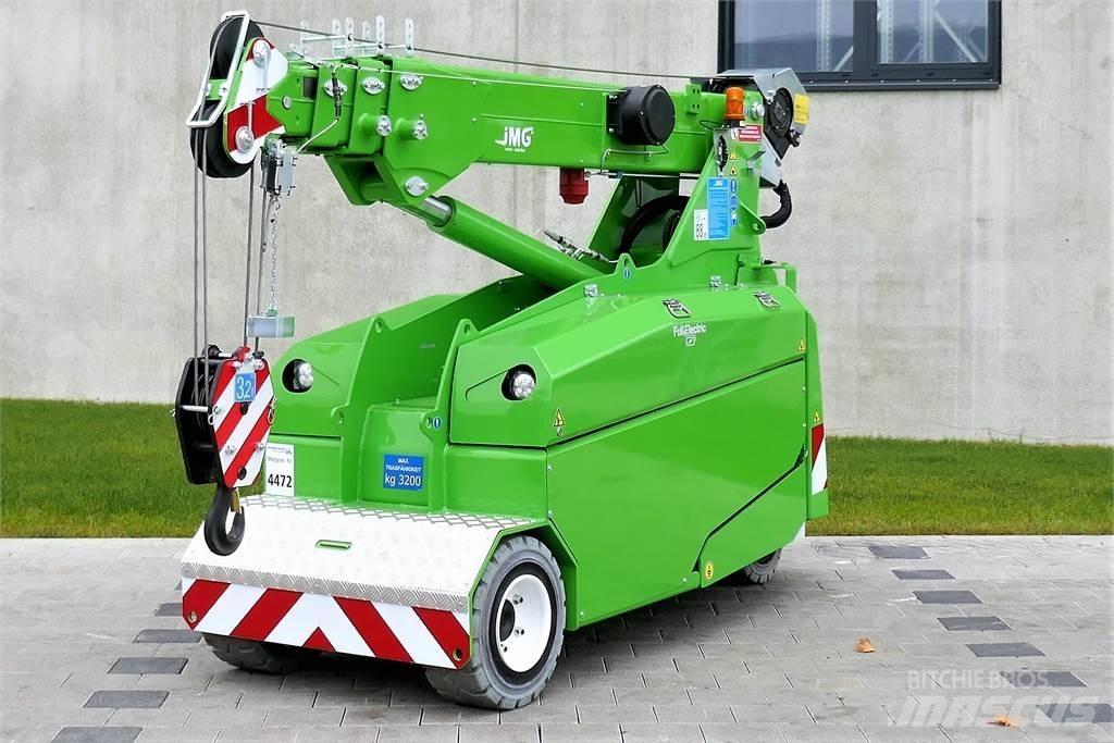 JMG MC 32S Телескопични товарачи