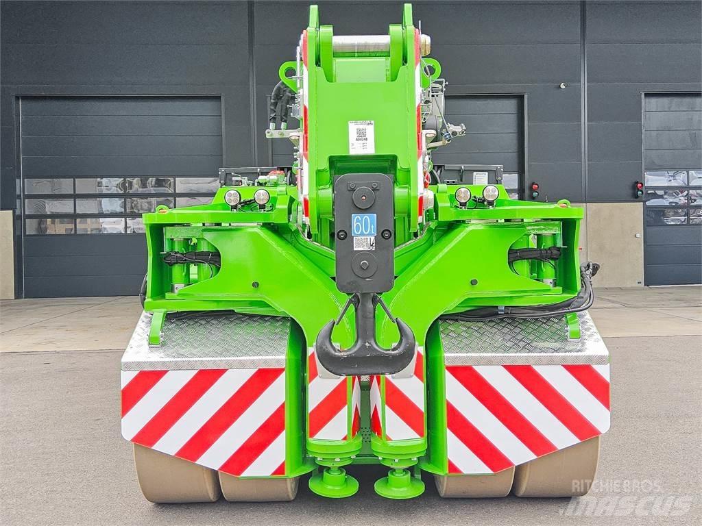 JMG MC 580S Телескопични товарачи