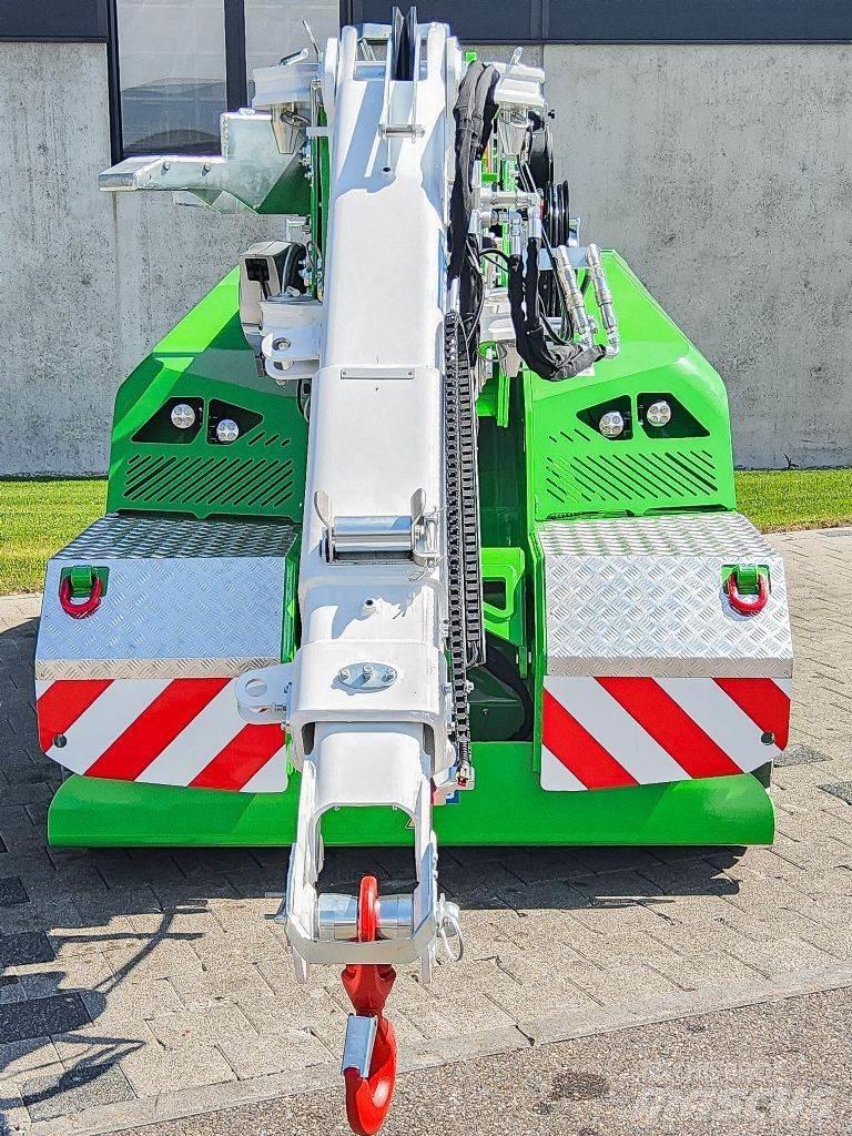 JMG MC130S Телескопични товарачи