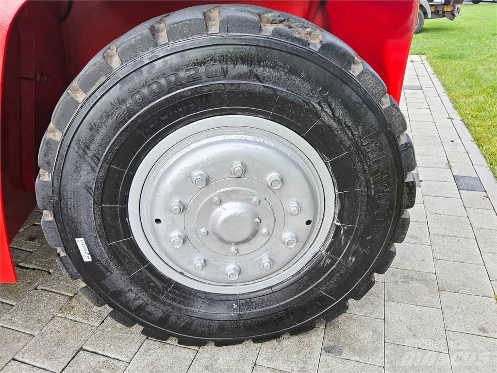 Kalmar DCE 150-12 Дизелови камиони