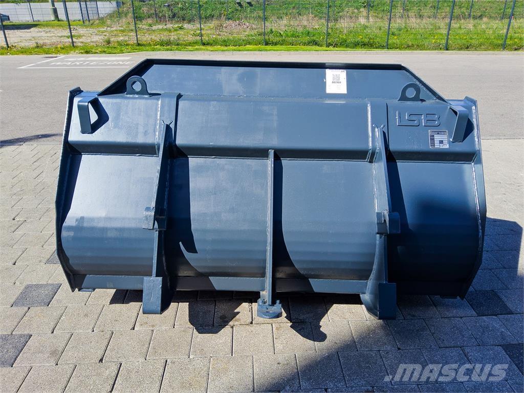 LSB Merlo Друг прикачен инвентар и компоненти