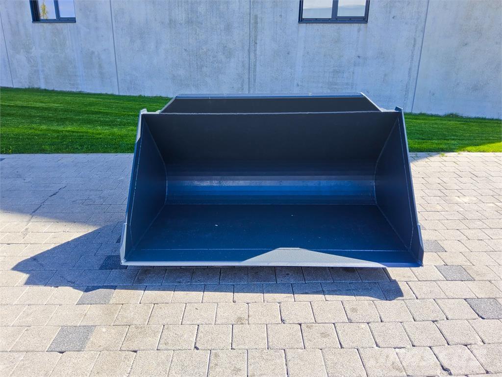 LSB Merlo Друг прикачен инвентар и компоненти