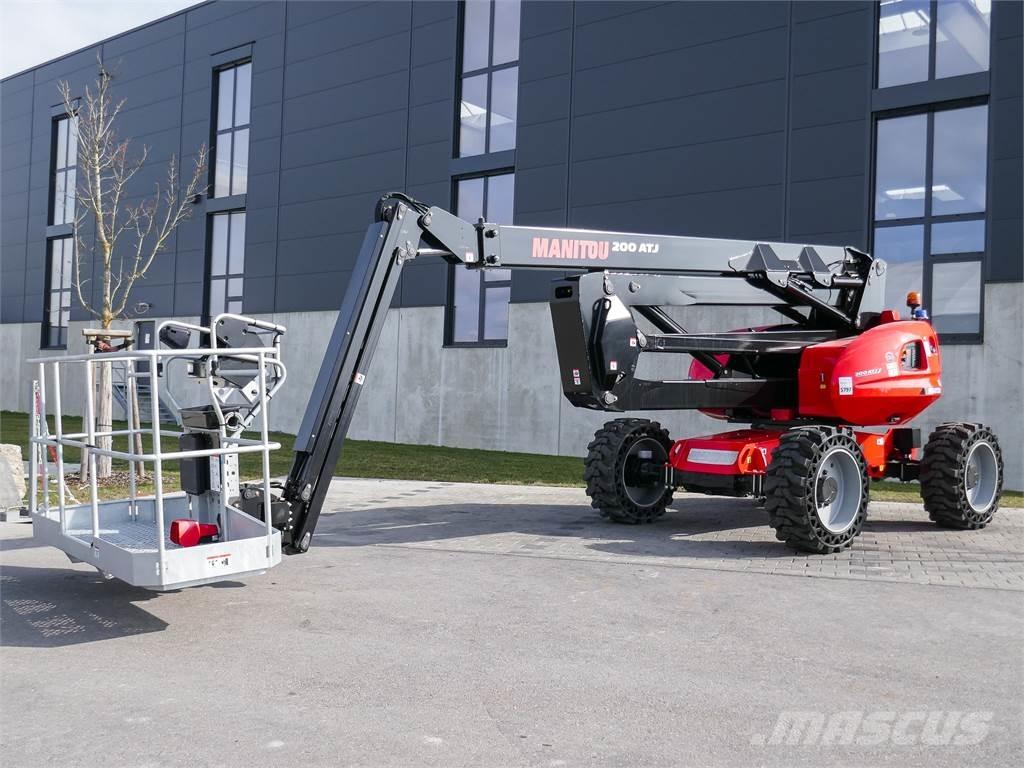 Manitou 200 ATJ Съчленени стрелови подемници
