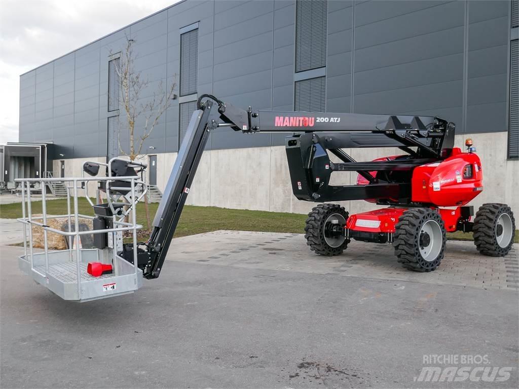 Manitou 200 ATJ Съчленени стрелови подемници