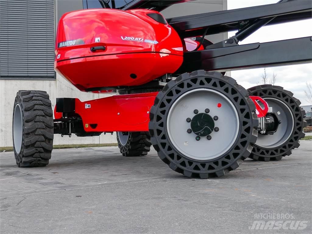 Manitou 200 ATJ Съчленени стрелови подемници