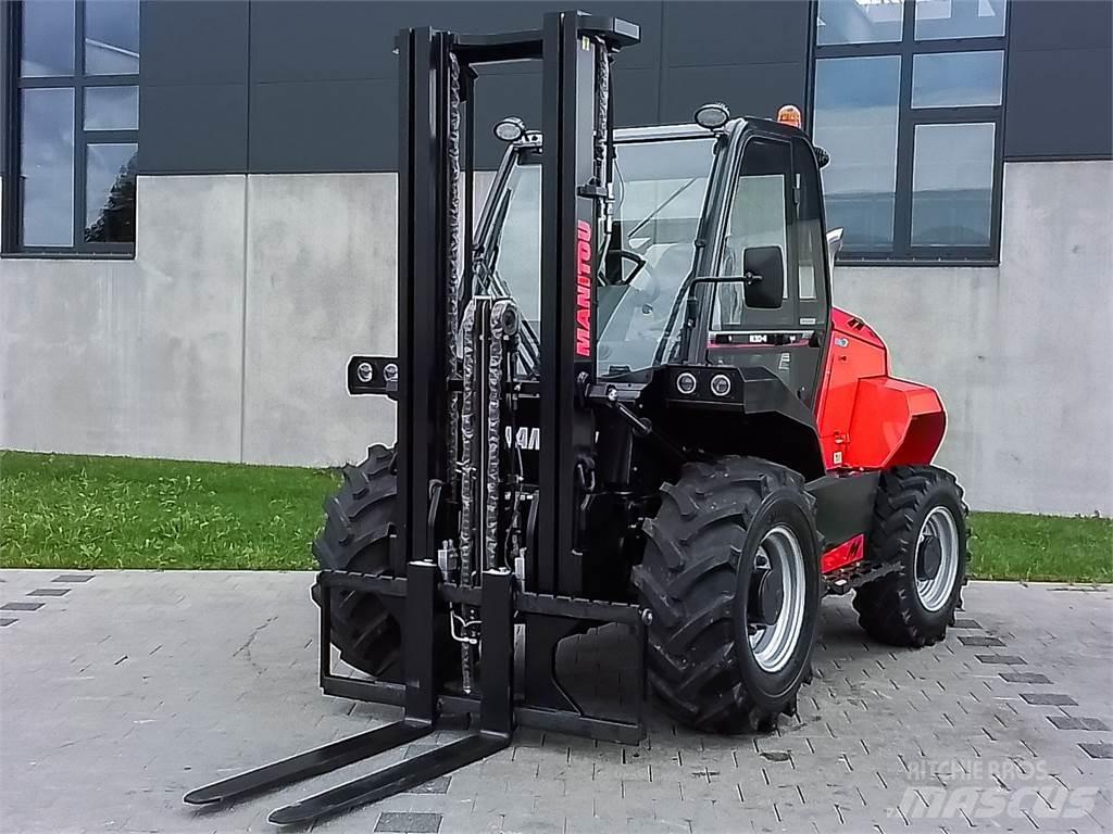 Manitou M 30-4 Камиони за херавни местности
