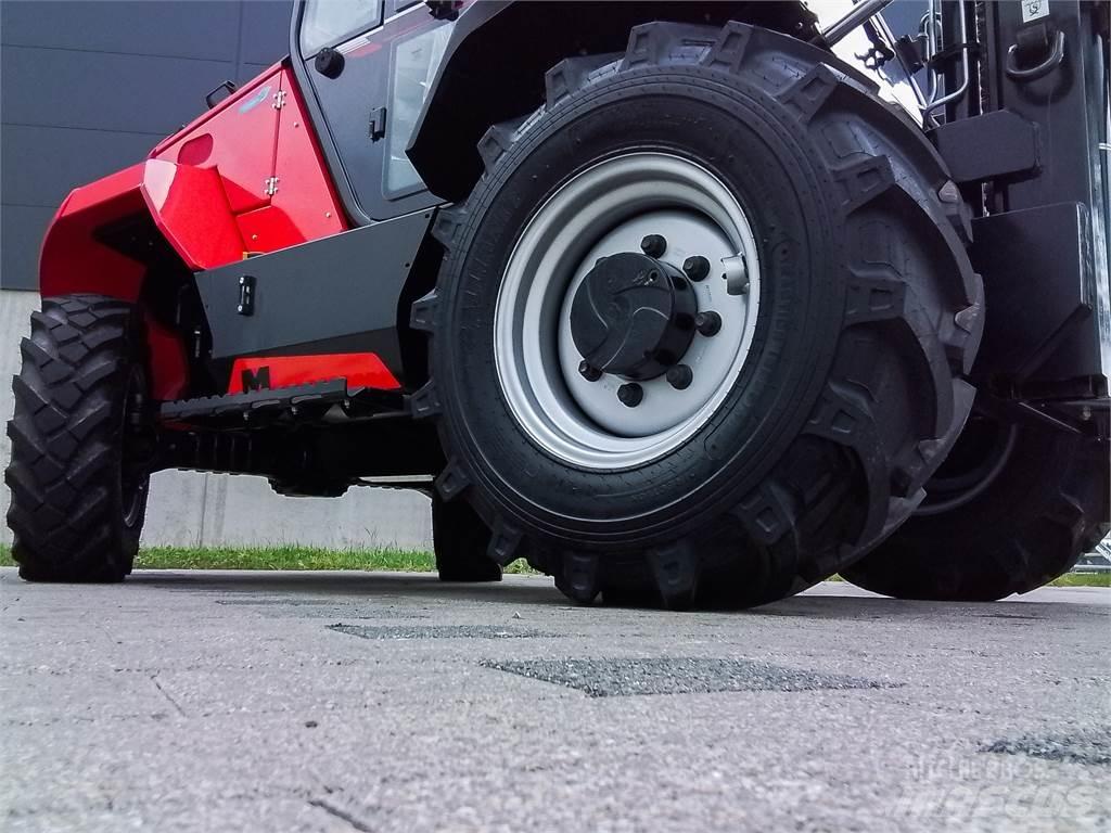 Manitou M 30-4 Камиони за херавни местности