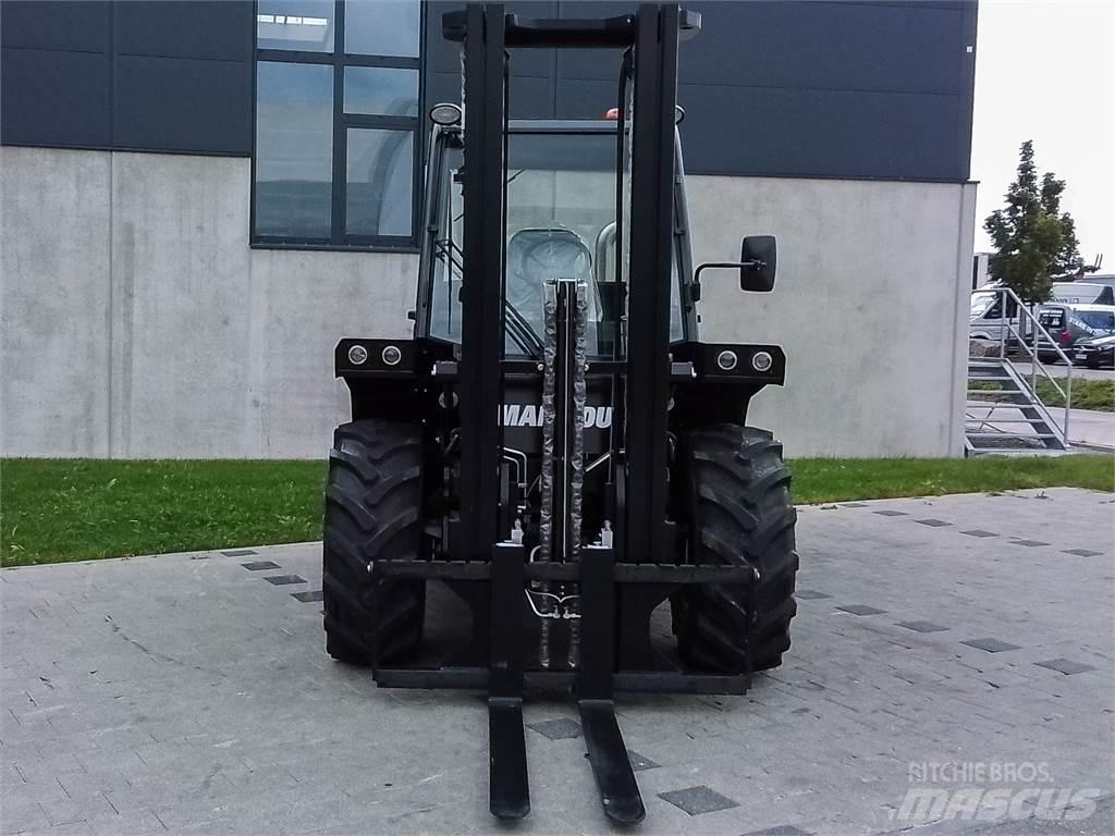 Manitou M 30-4 Камиони за херавни местности