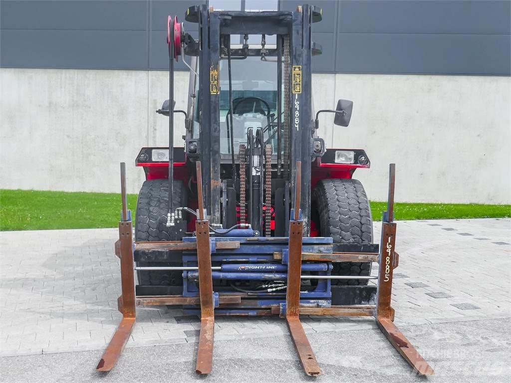 Manitou M 40-4 Камиони за херавни местности