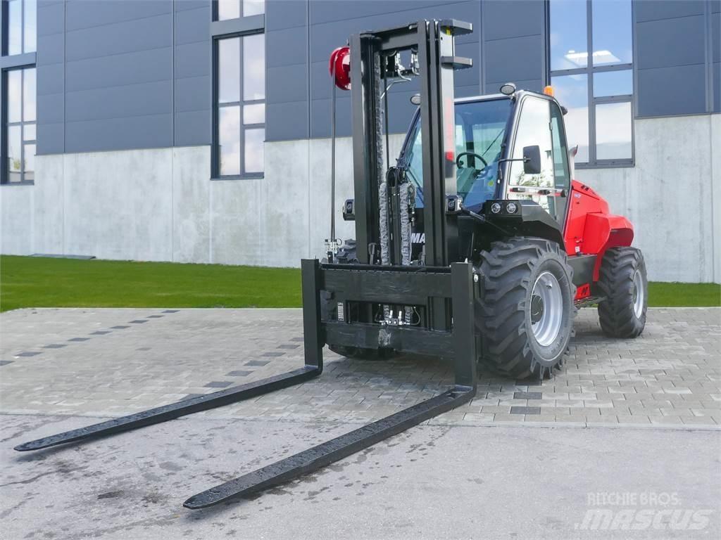 Manitou M 50-4 Камиони за херавни местности