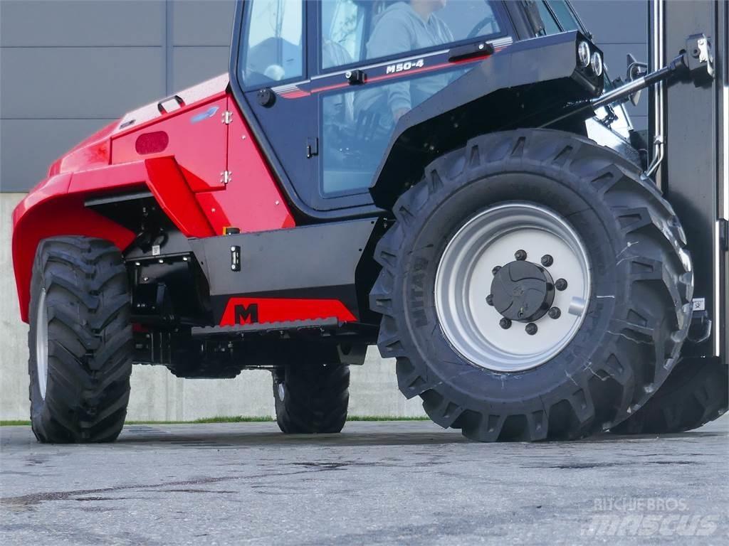 Manitou M 50-4 Камиони за херавни местности