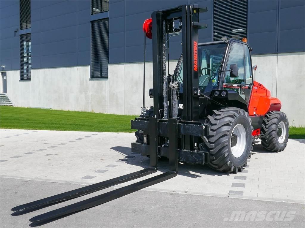 Manitou M 50-4 Камиони за херавни местности