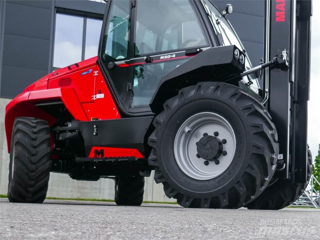 Manitou M 50-4 Камиони за херавни местности