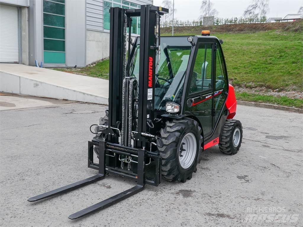 Manitou MC 25-4 Камиони за херавни местности