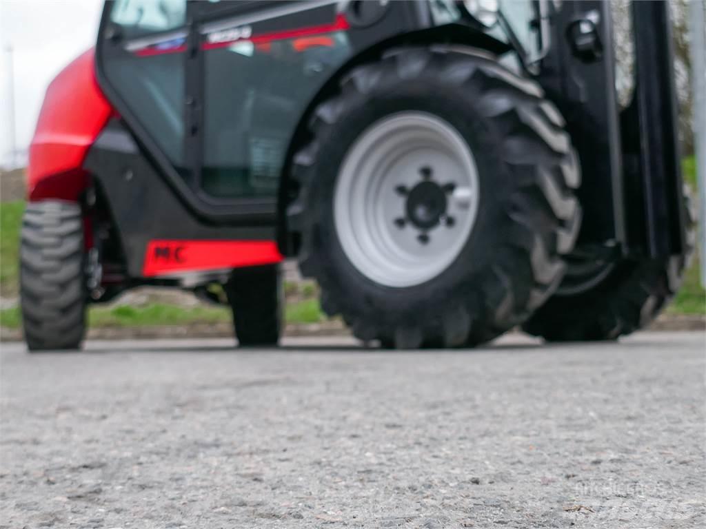 Manitou MC 25-4 Камиони за херавни местности