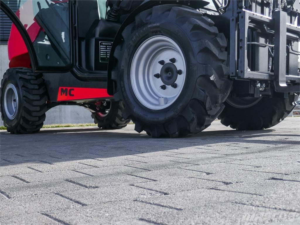 Manitou MC 25-4 Камиони за херавни местности