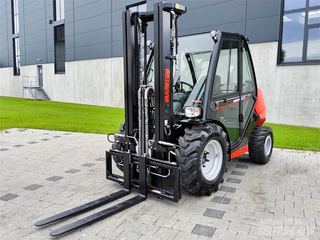 Manitou MC 25-4 Камиони за херавни местности
