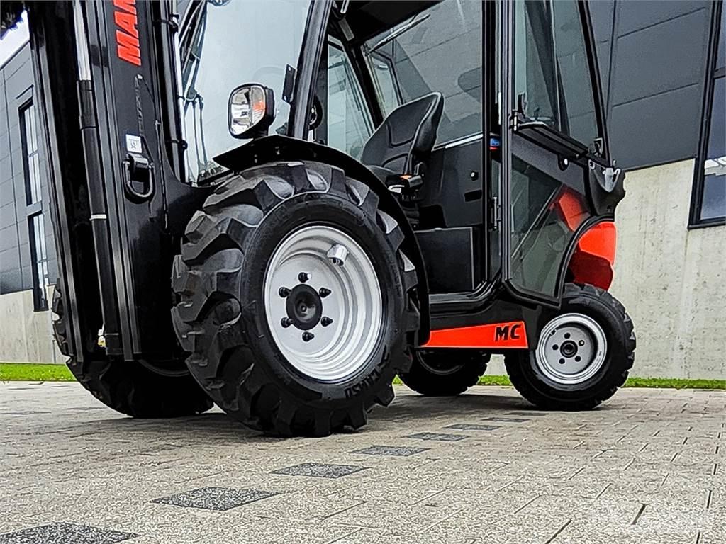 Manitou MC 25-4 Камиони за херавни местности
