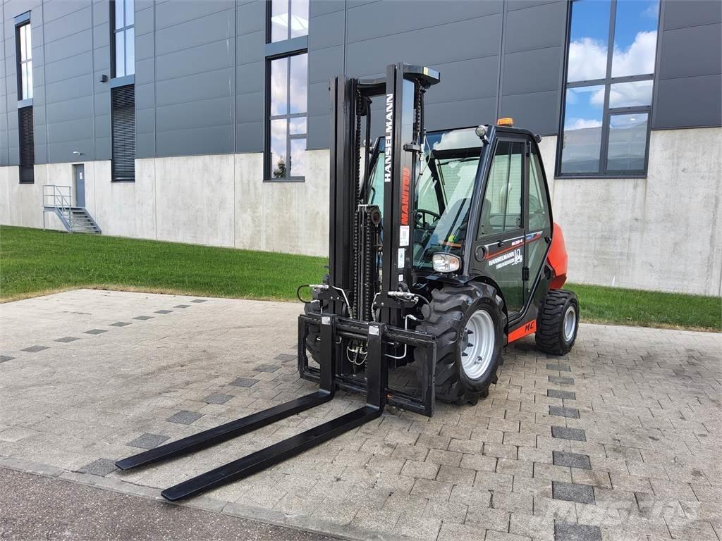 Manitou MC 30-4 Камиони за херавни местности