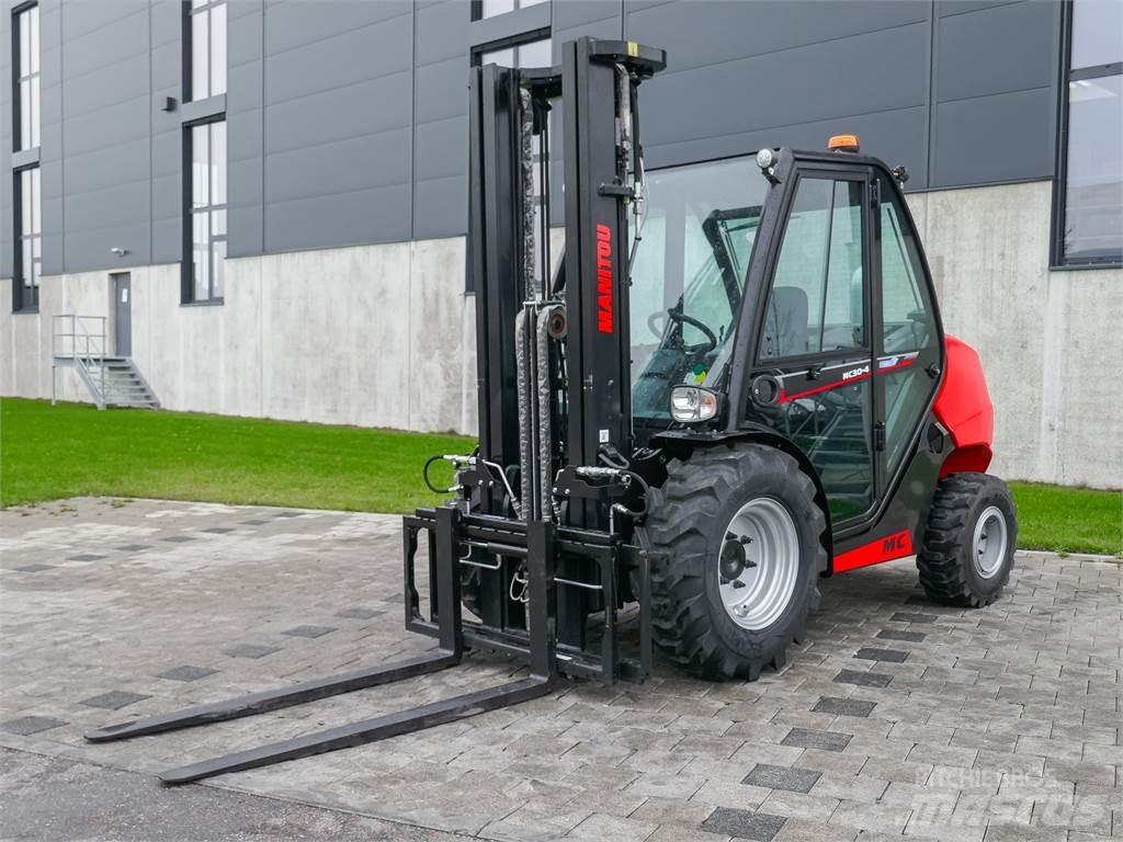 Manitou MC 30-4 Камиони за херавни местности