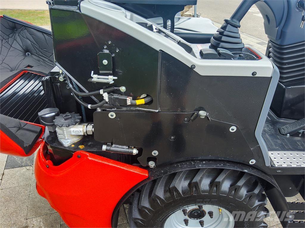 Manitou MLA 2-25H Мини екскаватори < 7 т