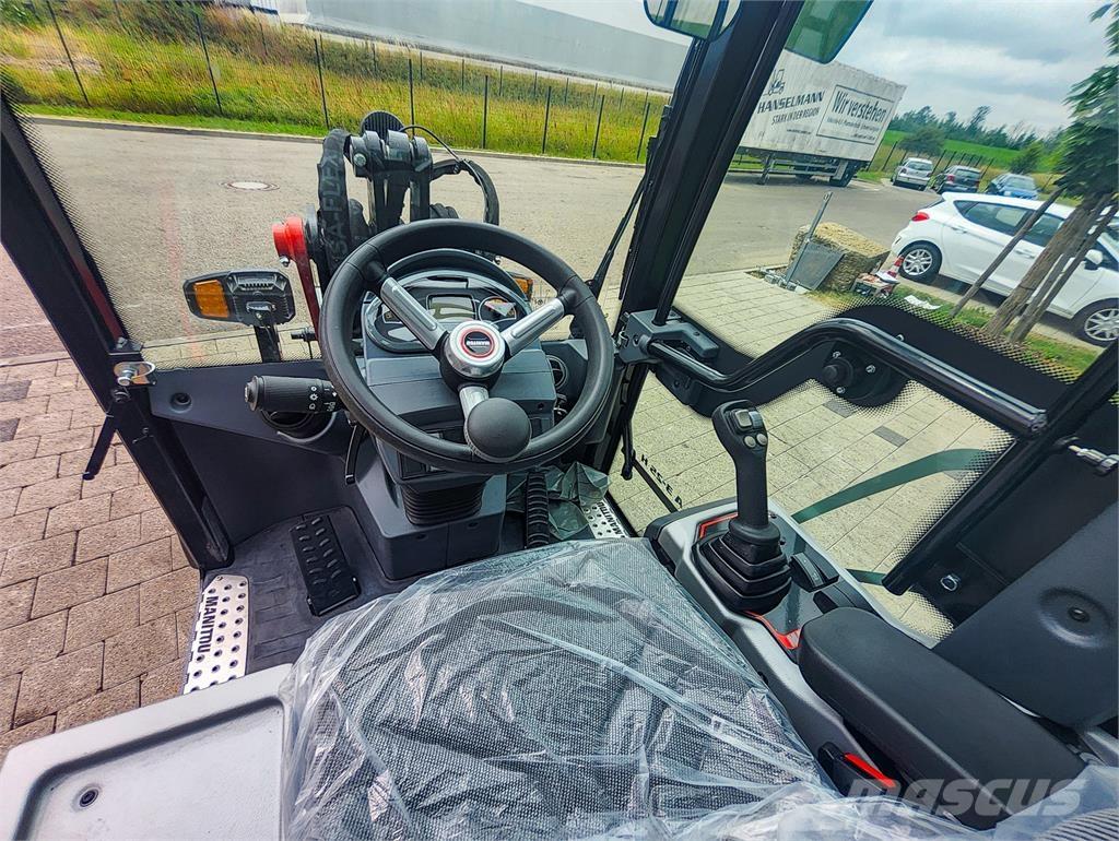 Manitou MLA 3-25H Мини екскаватори < 7 т