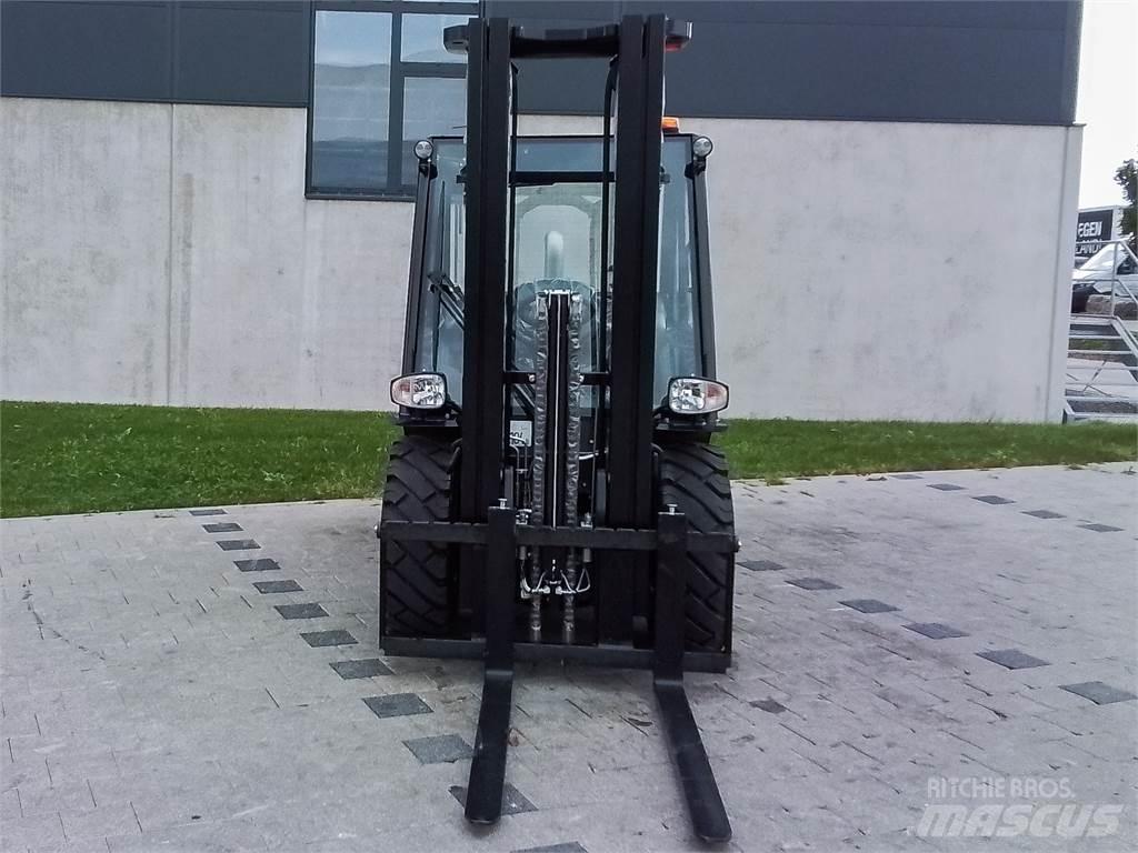 Manitou MSI 30D K Камиони за херавни местности