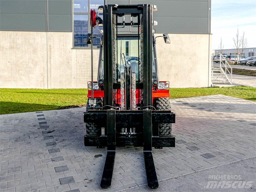 Manitou MSI 50 Камиони за херавни местности