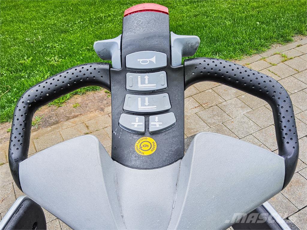 Still EXV SF16i Колички високоповдигачи с теглич