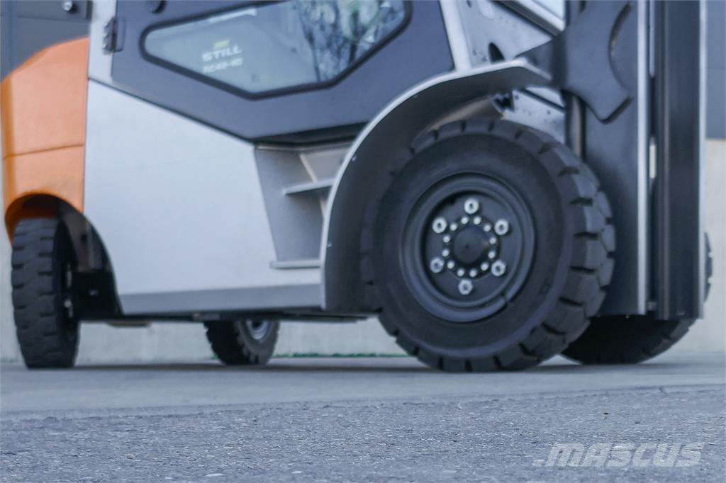 Still RC 42-40 Дизелови камиони