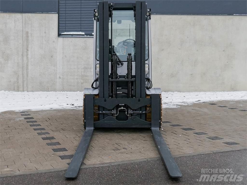 Still RX 60-50 Електрически вилични кари-повдигачи