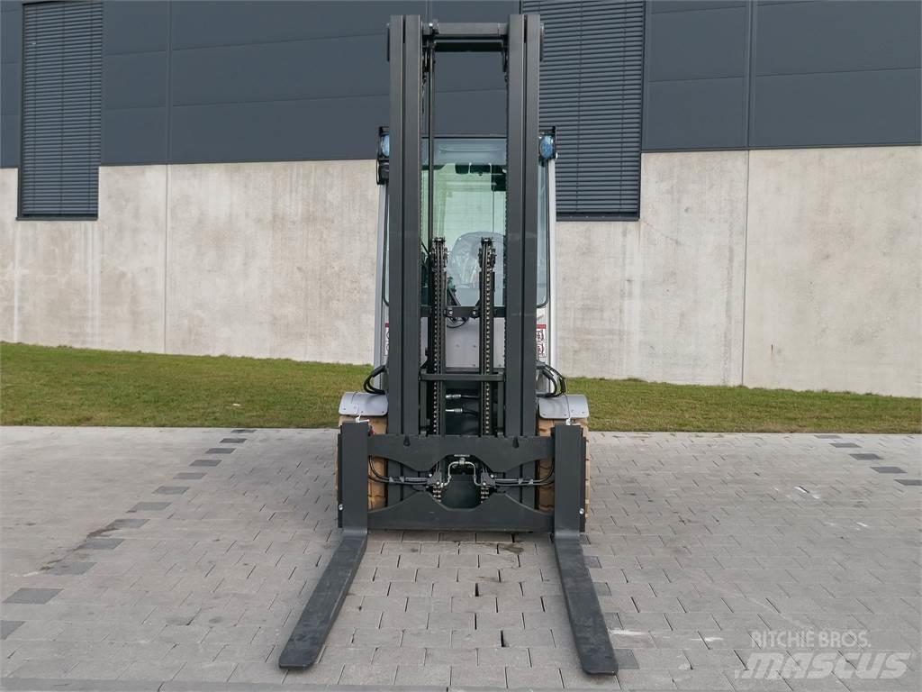 Still RX 60-50 Електрически вилични кари-повдигачи