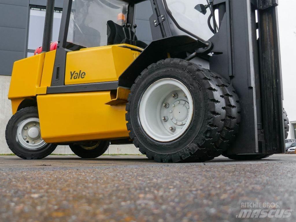 Yale GLP50MF Камиони с АГУ