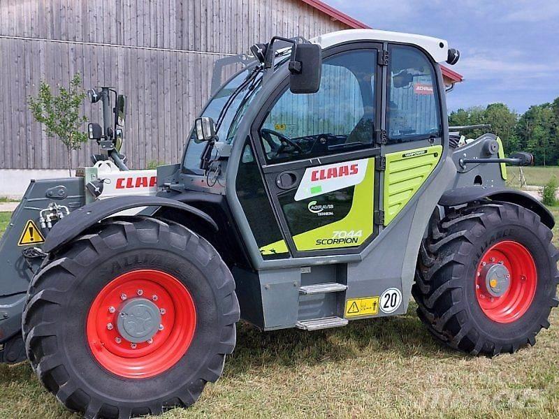 CLAAS Scorpion 7044 Телескопични товарачи